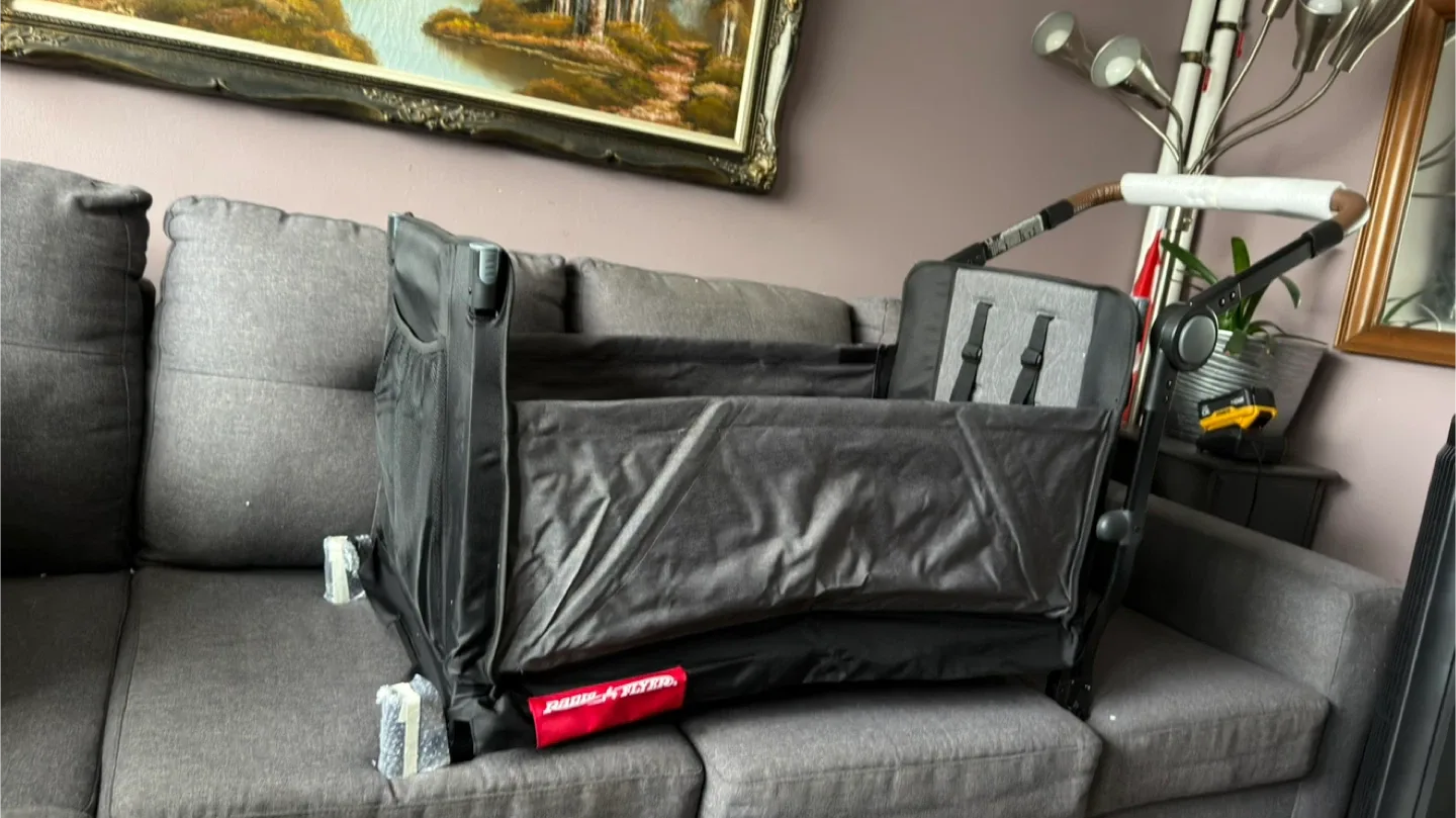 Radio Flyer Atlas Stroll 'N Wagon - Like New! image indicator(7)