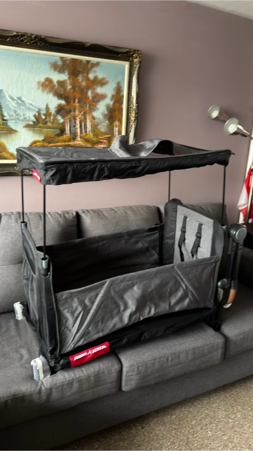 Radio Flyer Atlas Stroll 'N Wagon - Like New! image indicator(8)