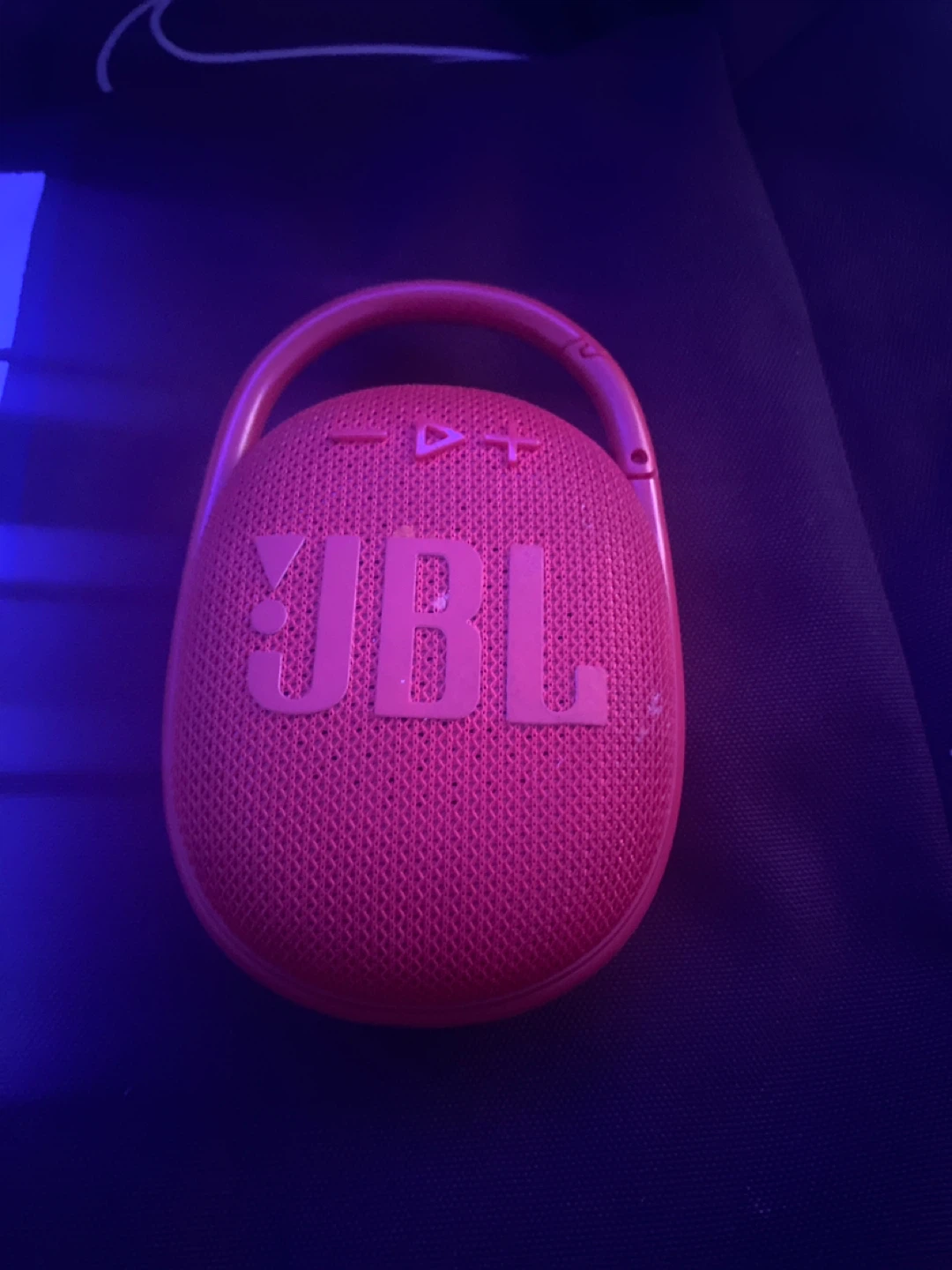 JBL Clip 4 Portable Bluetooth Speaker - red