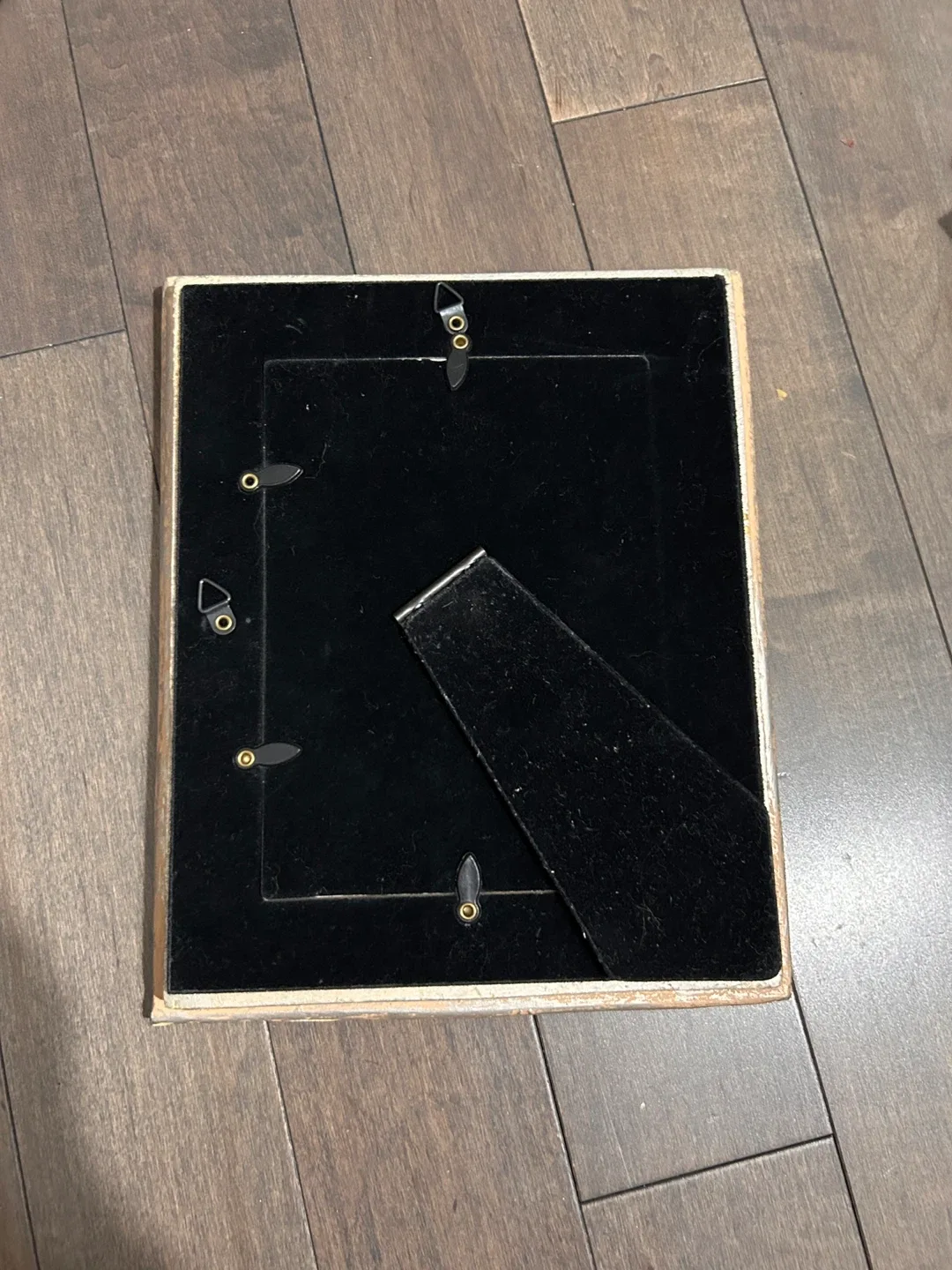 Wellesley Manor 5"x7" Picture Frame image indicator(2)