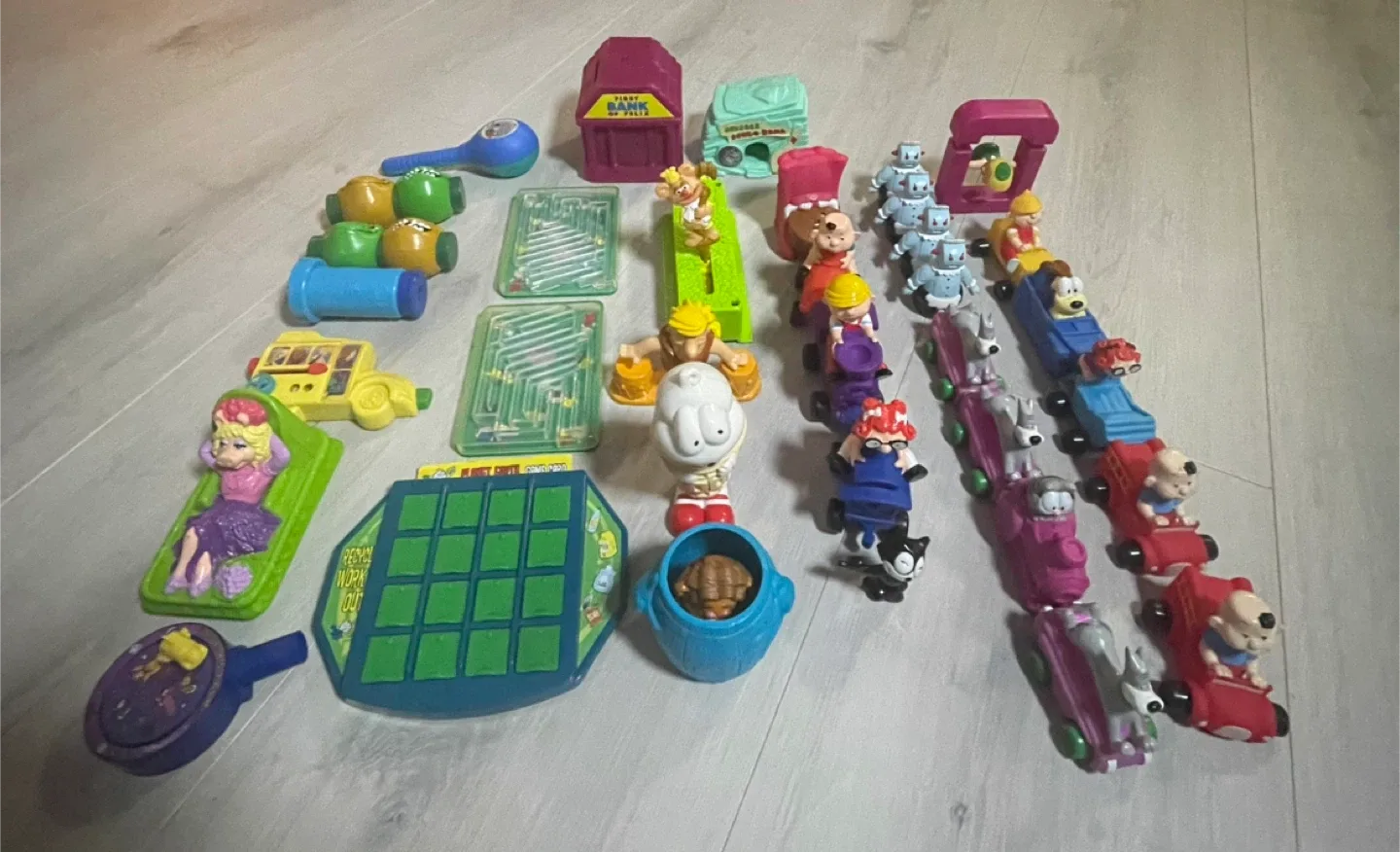 Vintage 90s Dairy Queen Kids Meal Toy Lot image indicator(2)