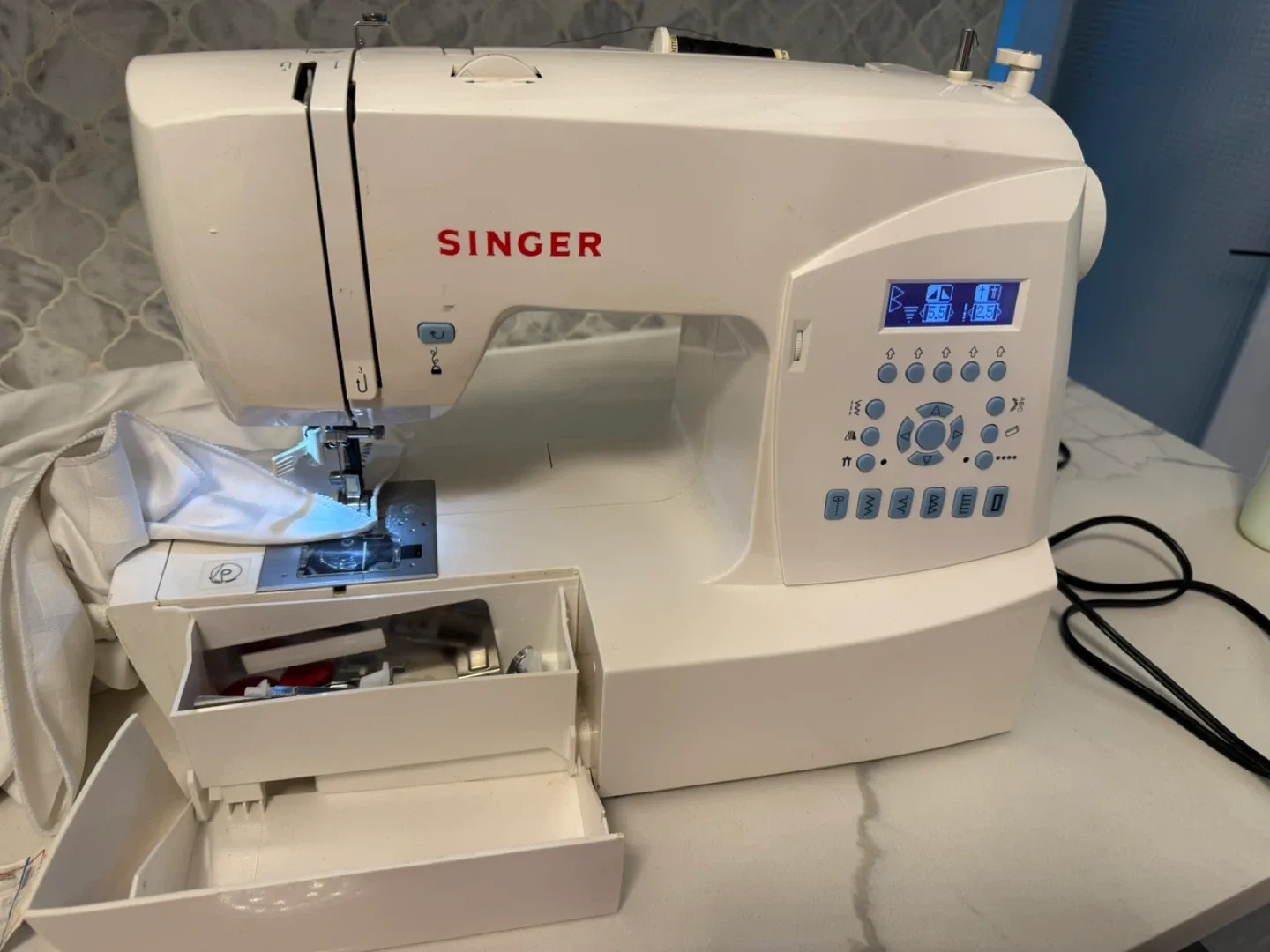 Singer sewing machines image indicator(4)