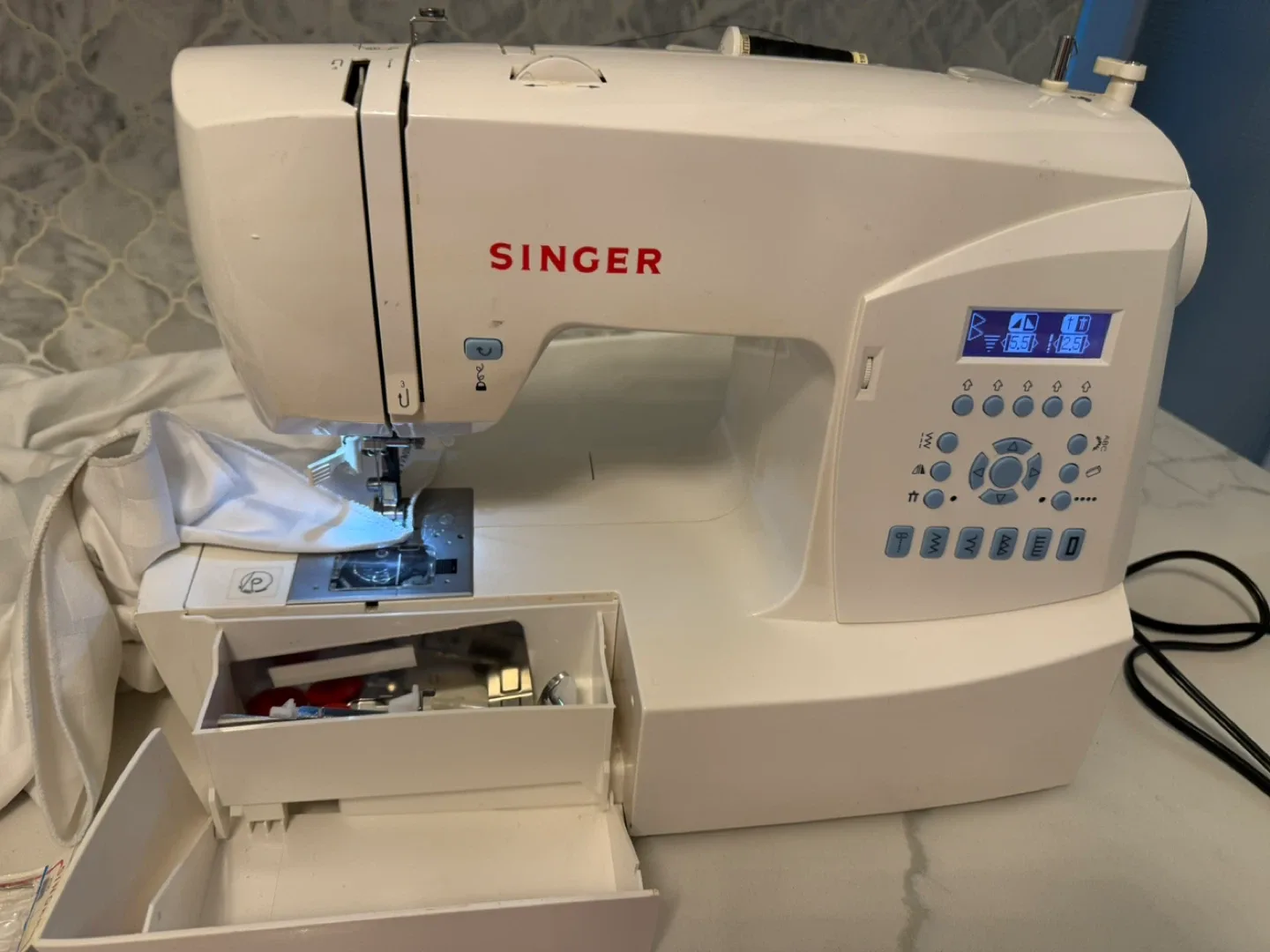 Singer sewing machines image indicator(3)