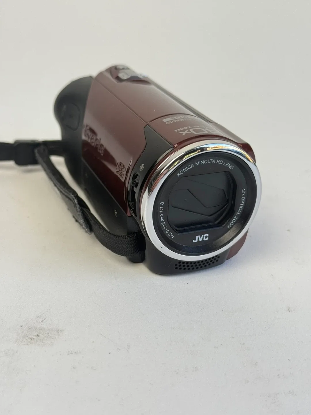 JVC Everio HD Handheld Camcorder image indicator(2)