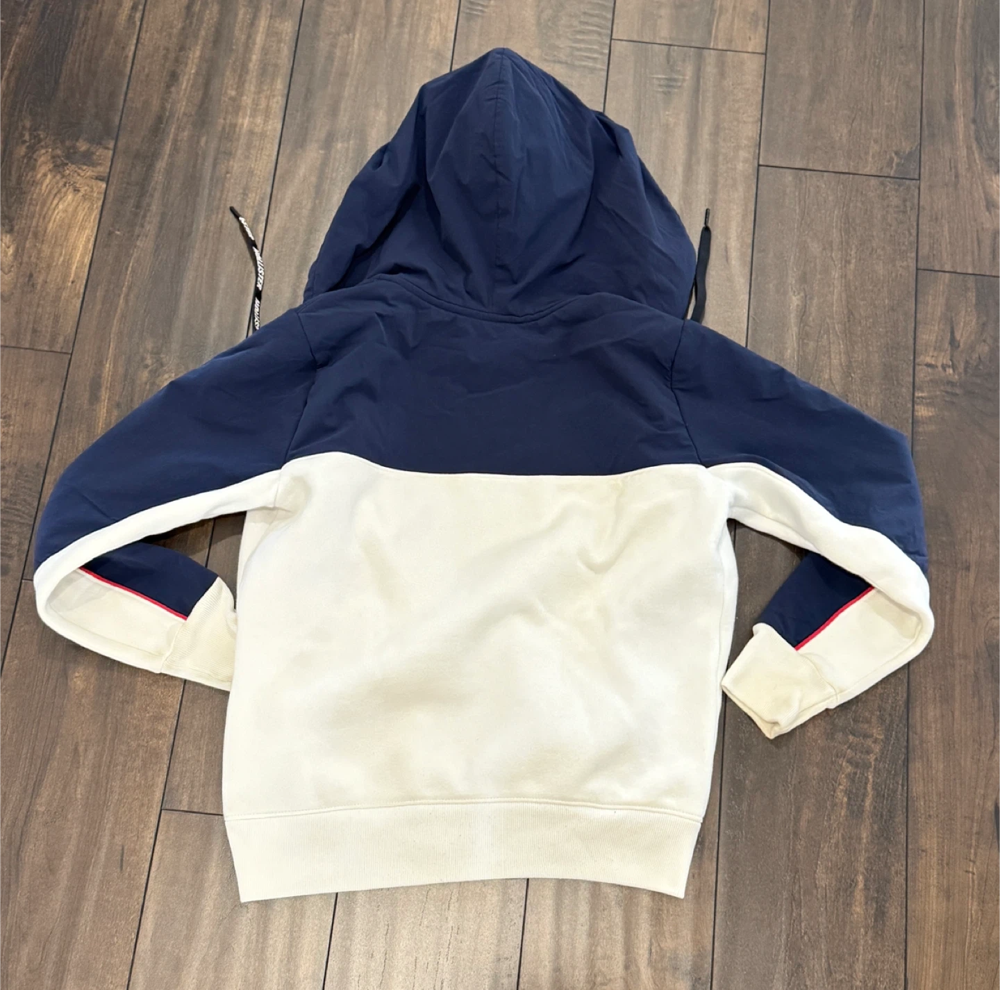 Hollister XS Hoodie - white with navy colour - photo 3
