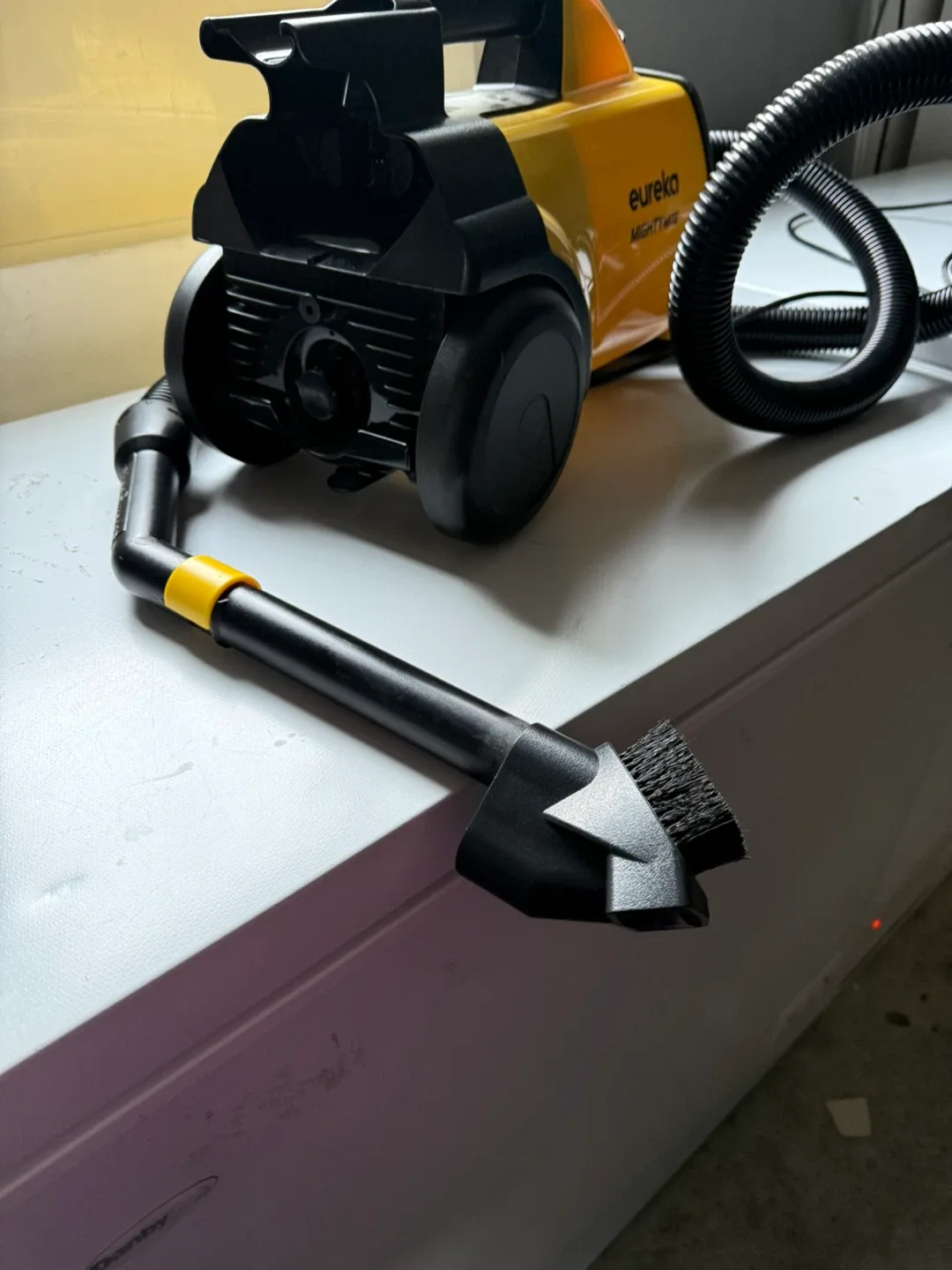 Eureka Mighty Mite Canister Vacuum - Yellow image indicator(3)