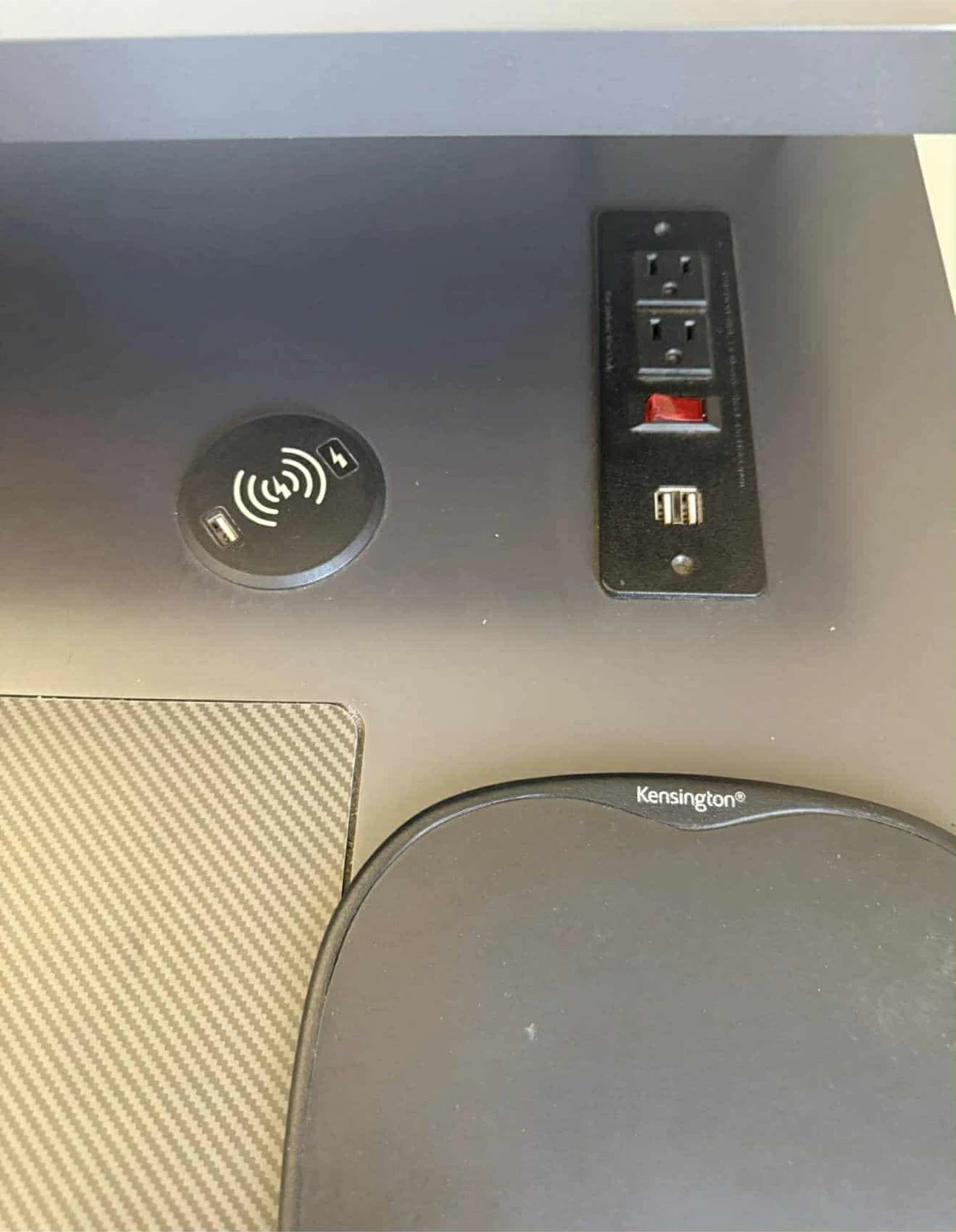 Gaming Desk with Kensington Mouse Pad - photo 2