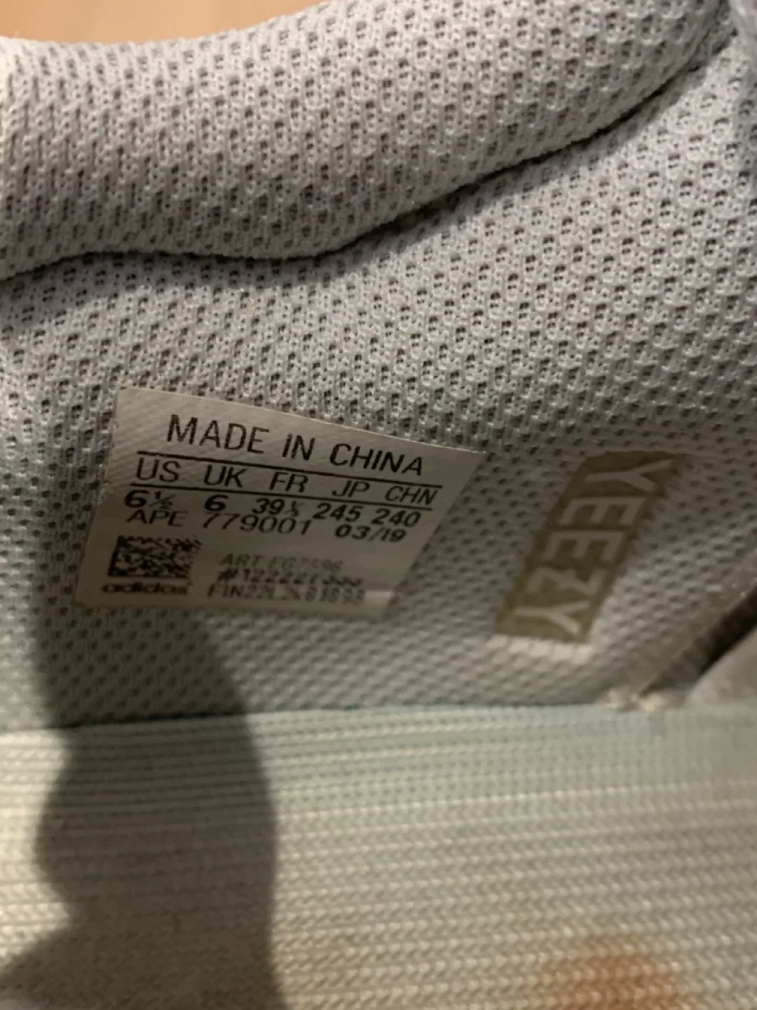 ❤️ Women’s Adidas Yeezy Boost 700, Size 6.5 US ❤️ image indicator(3)