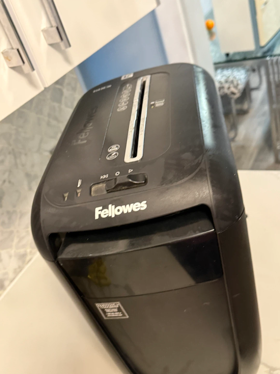 Fellowes 60Cs Paper Shredder - photo 5