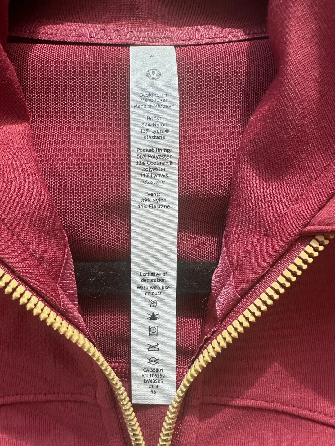 Lululemon Define Jacket - Size 4 - Maroon image indicator(2)