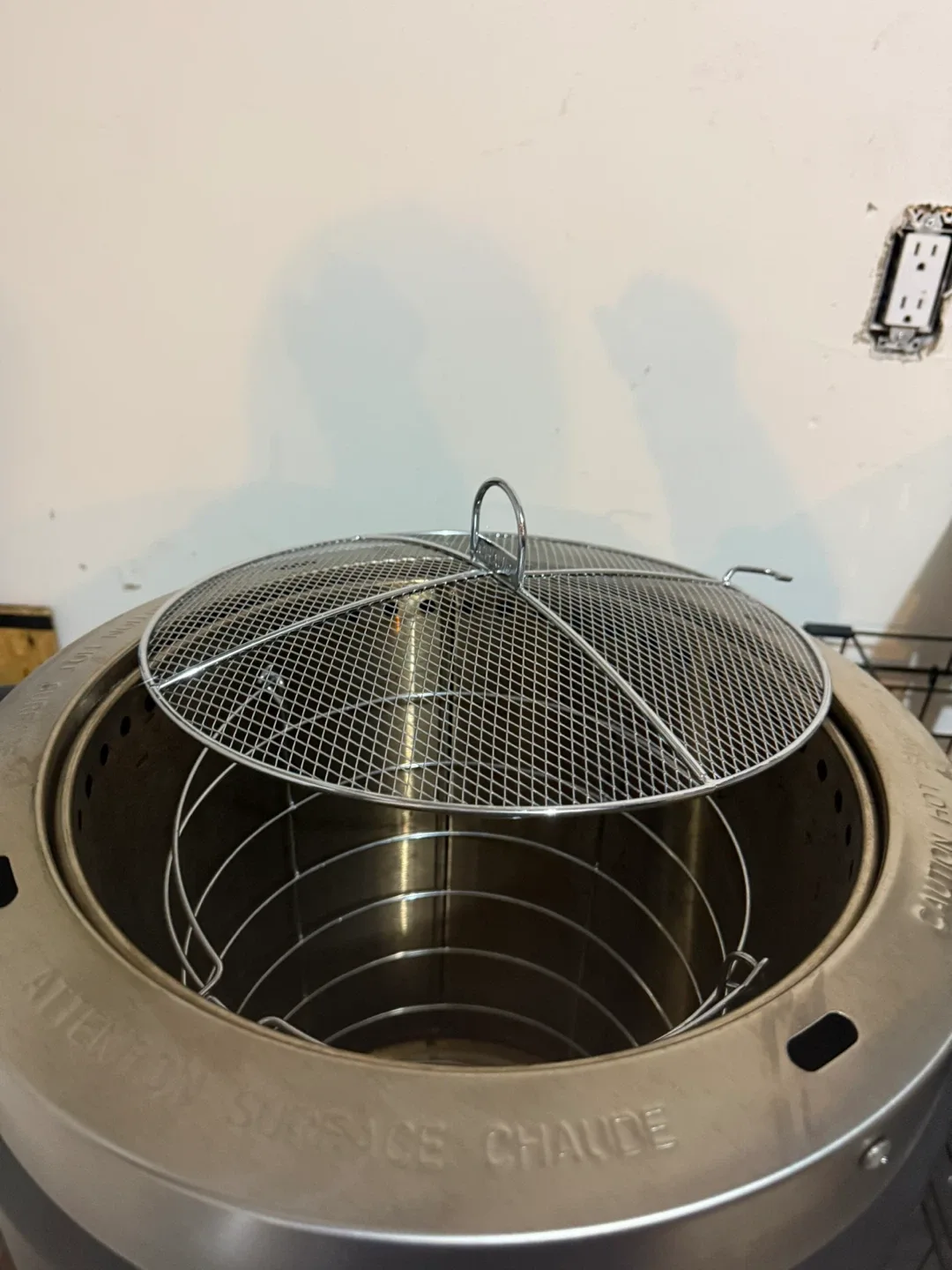 Char-Broil The Big Easy Oil-Less Turkey Fryer image indicator(9)