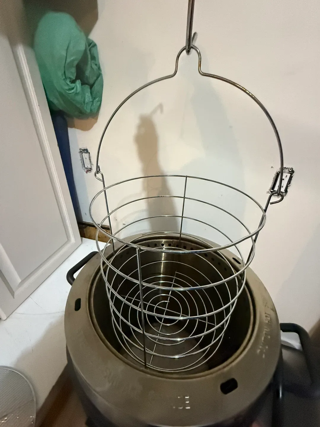 Char-Broil The Big Easy Oil-Less Turkey Fryer image indicator(7)