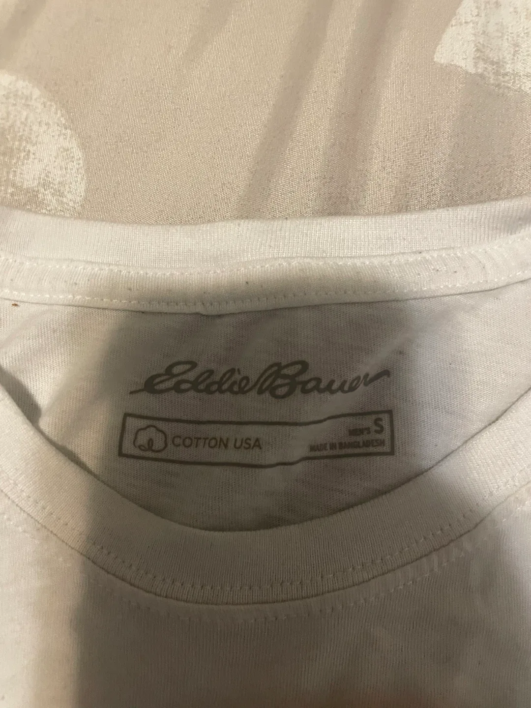 Eddie Bauer White T-Shirt - Men's Size S image indicator(3)