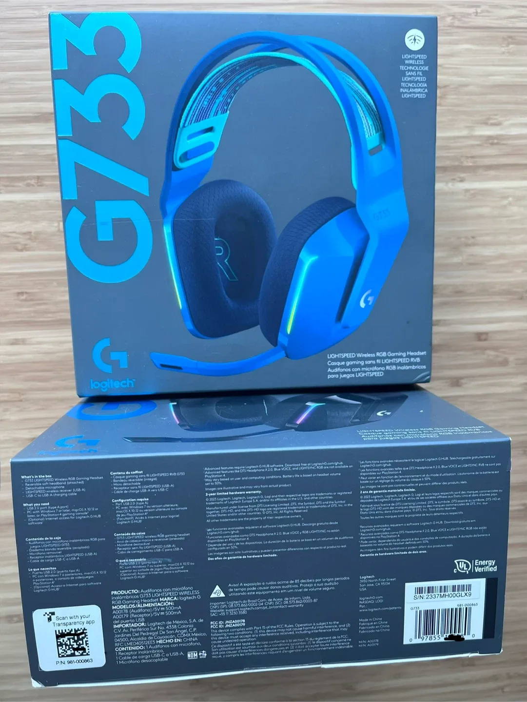Logitech G733 LIGHTSPEED Wireless RGB Gaming Headset Brand new thumbnail