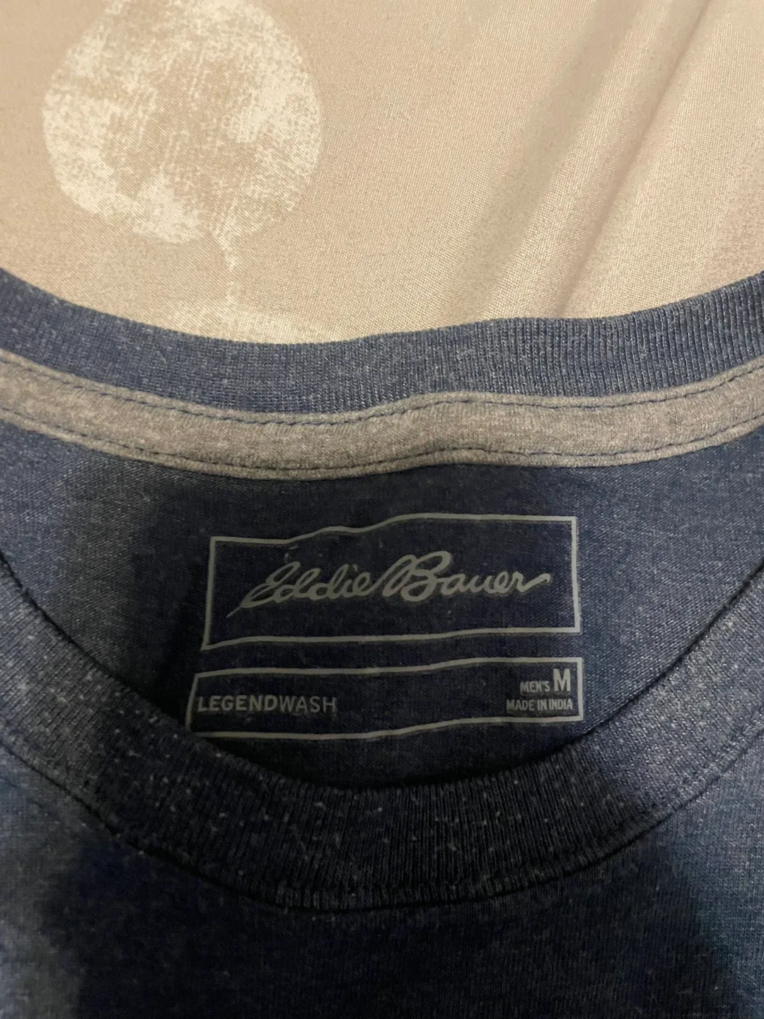 Eddie Bauer USA Graphic Tee - Men's Medium image indicator(3)