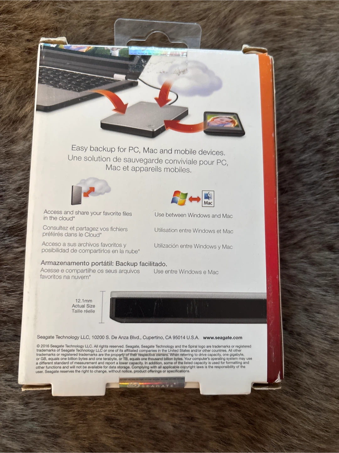 Seagate Backup Plus Slim 2TB Portable Storage - photo 2