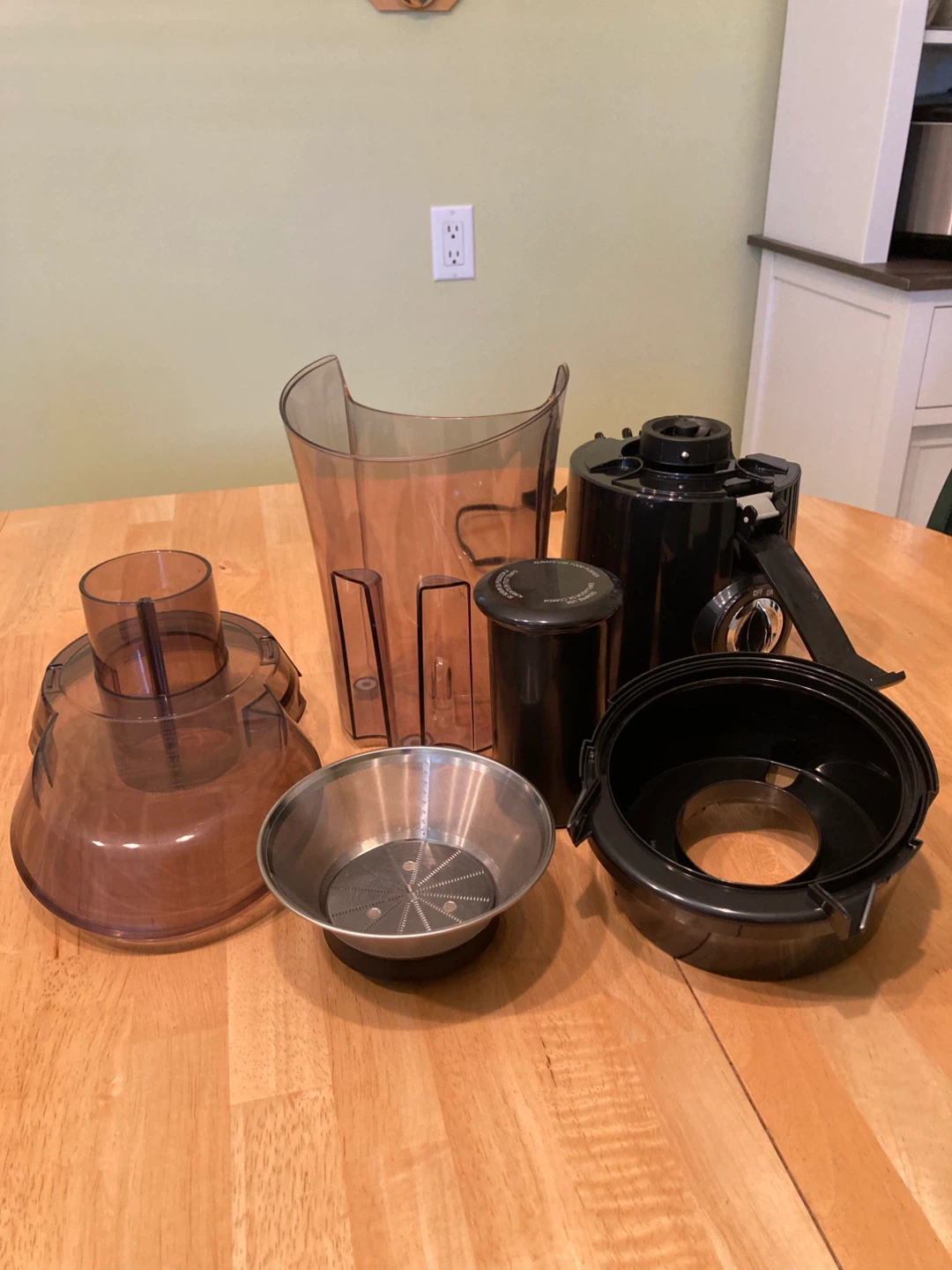 Electric juice extractor - photo 2