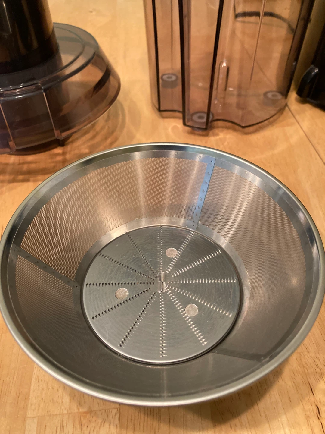 Electric juice extractor - photo 3