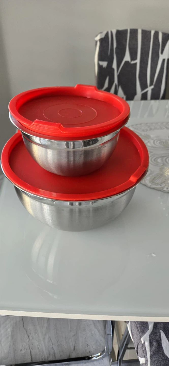 Stainless Steel Bowls with Red Lids - photo 5