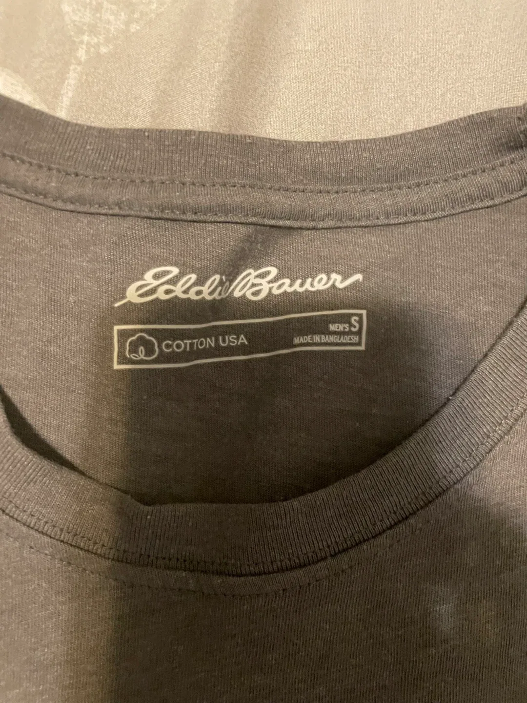 Eddie Bauer Men's Graphic T-Shirt - Size S image indicator(3)