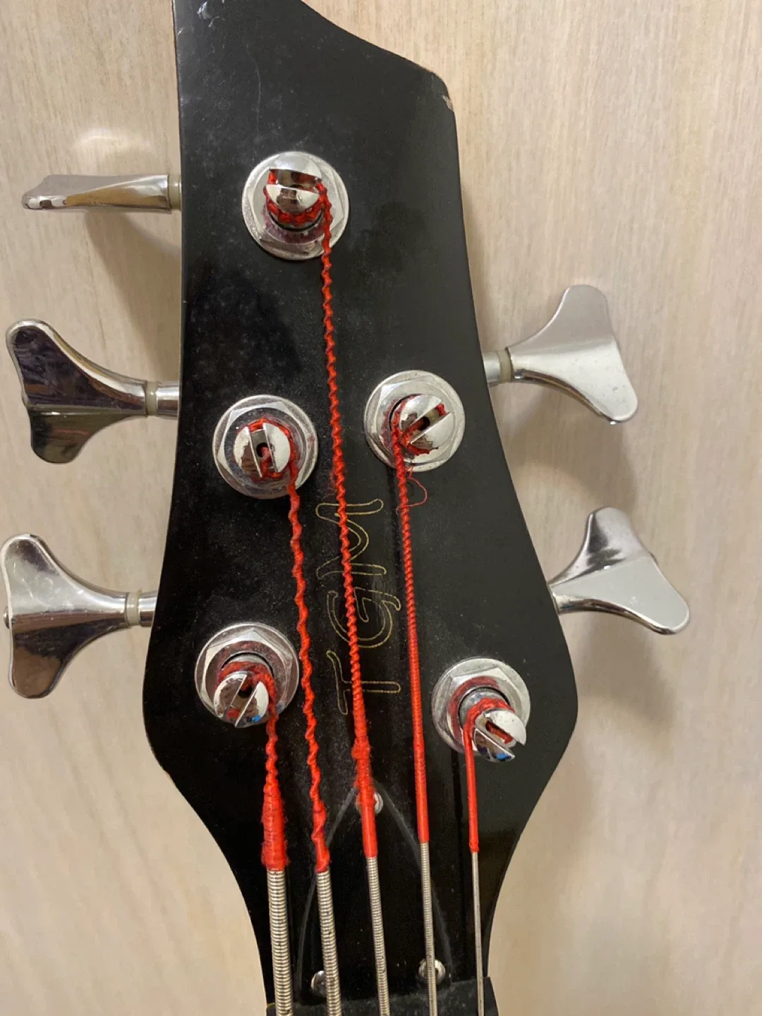 Blue G&L Tribute Series Bass Guitar image indicator(2)