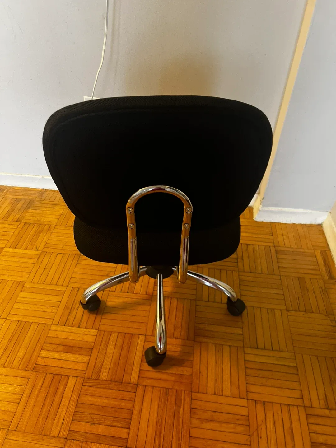Black Office Chair image indicator(4)