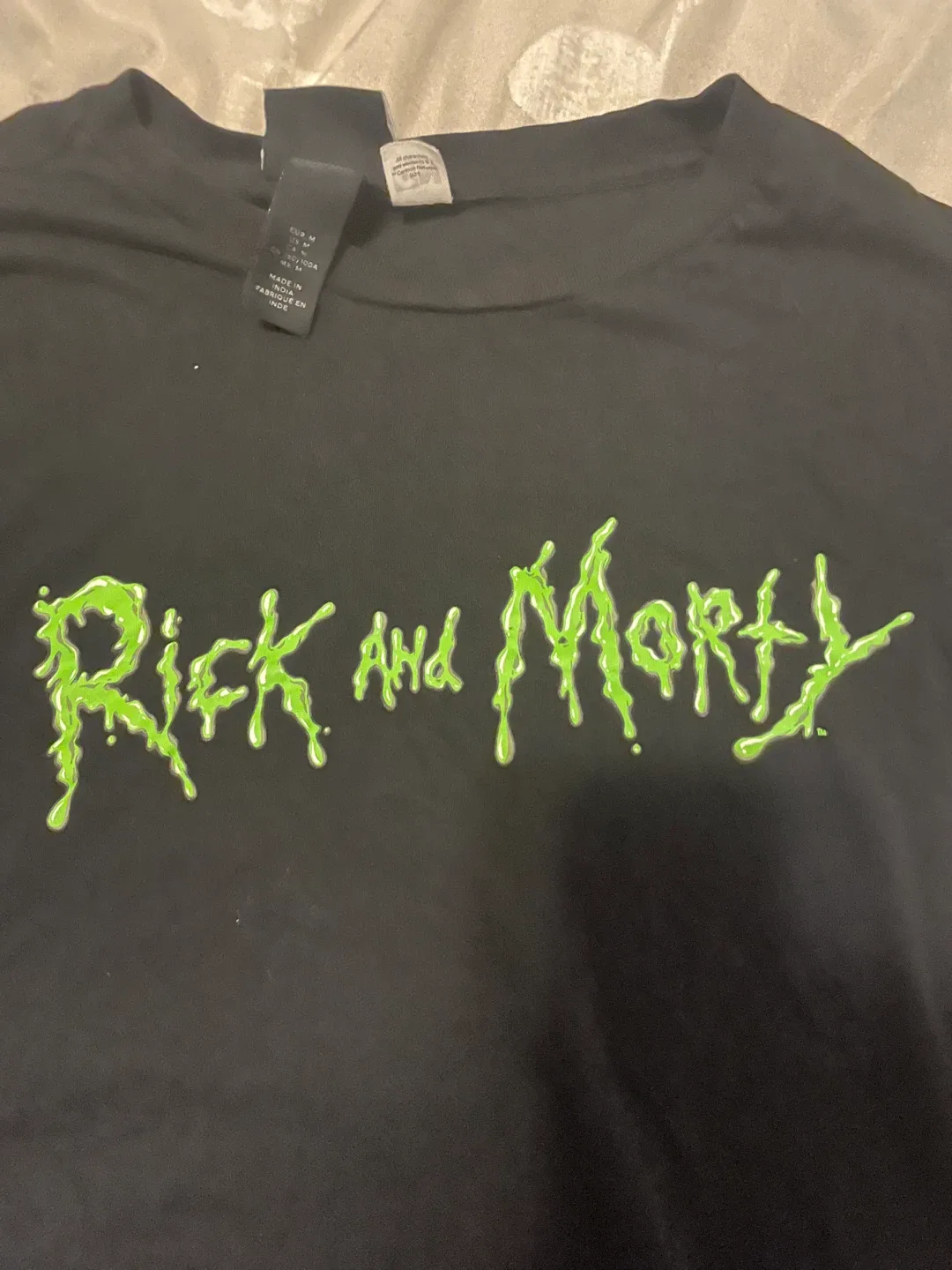 H&M Rick and Morty Black T-Shirt - Size M image indicator(2)