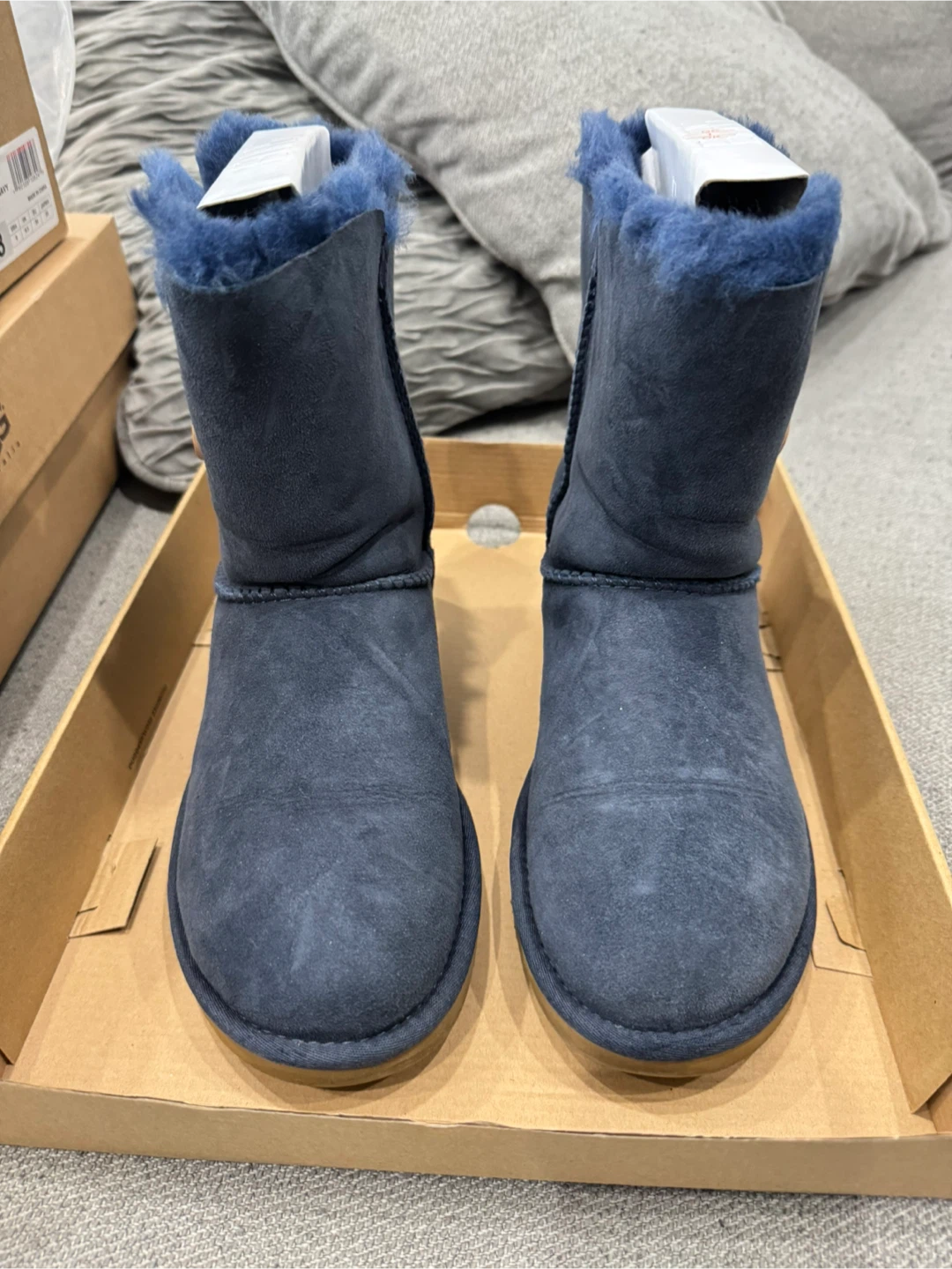 UGG W Bailey Button II Boots - Size 8, Navy - photo 2