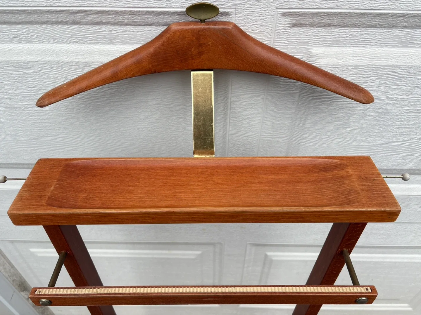 Birkdale Eaton's of Canada Valet Stand image indicator(4)