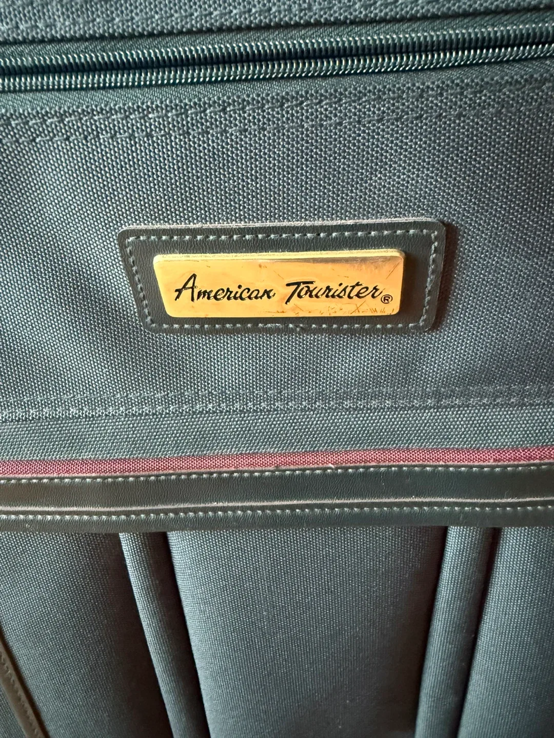 Carry-On Luggage- Good Condition!💰Price Negotiable! image indicator(2)