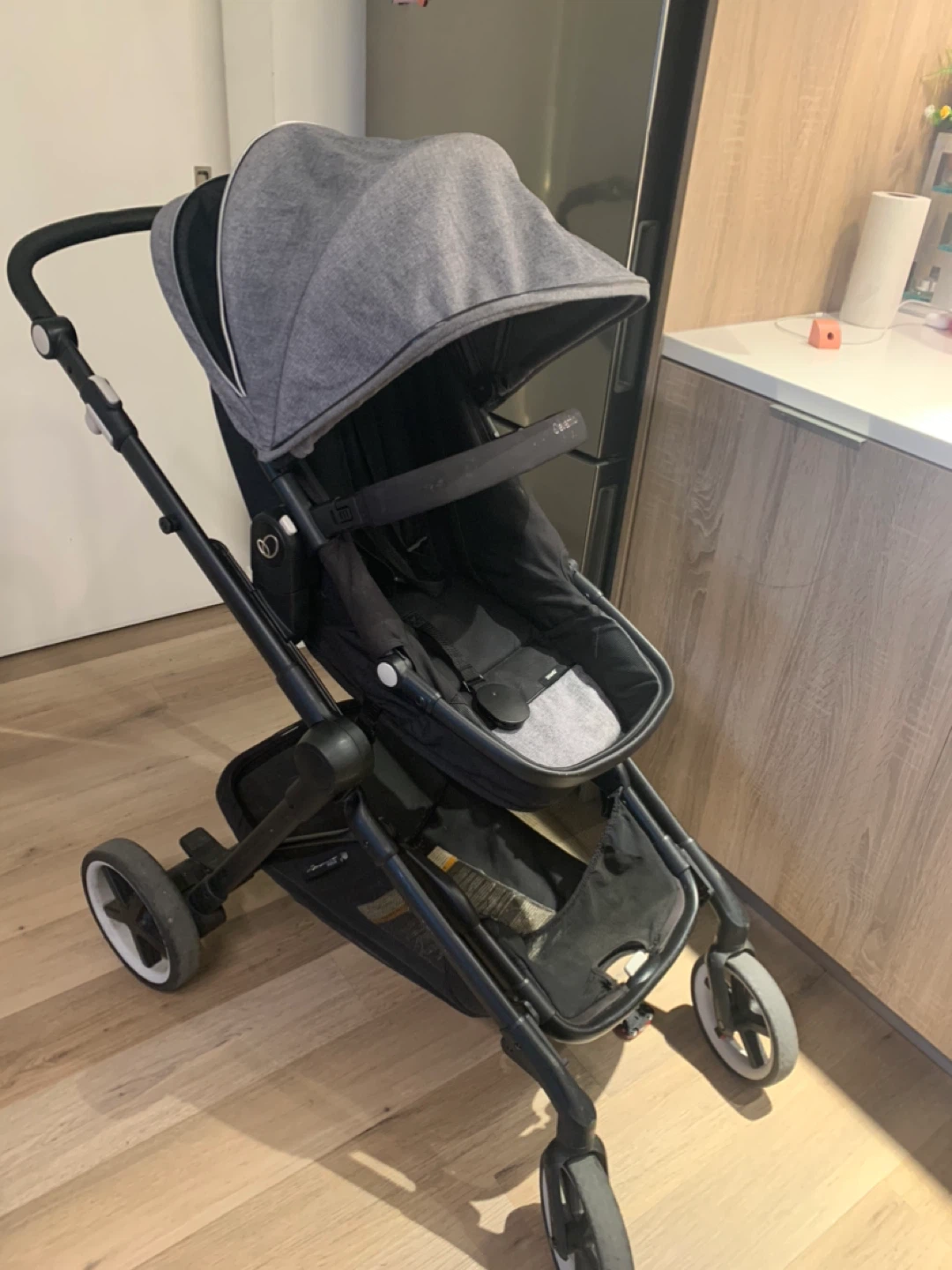 Evenflo Pivot Xplore Stroller Wagon - Grey - photo 2