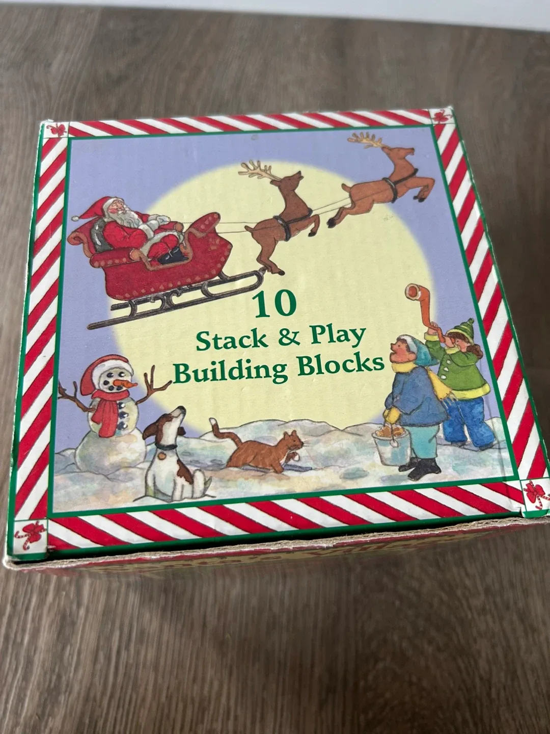 Santa's Village 10 Stack & Play Building Blocks image indicator(2)