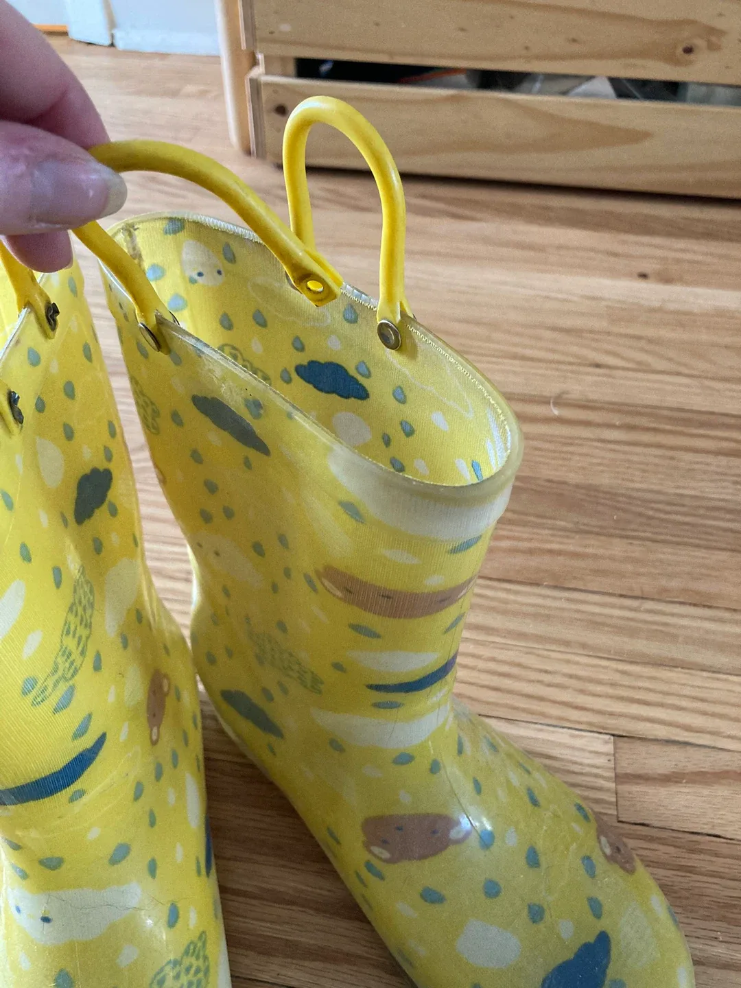 Light Up Teddy Bear Rain Boots image indicator(6)