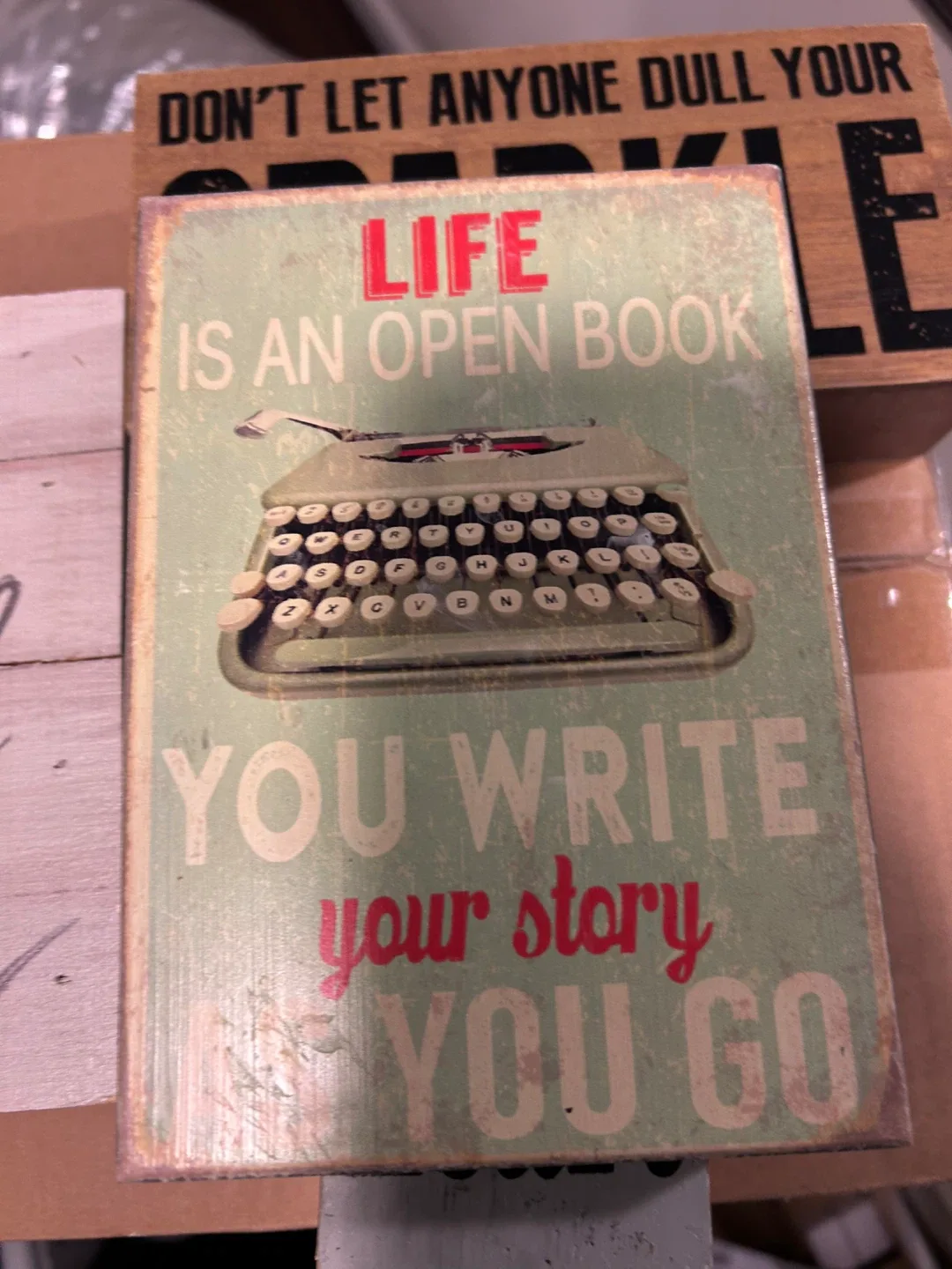 Assorted Decorative Wall Art Signs image indicator(3)