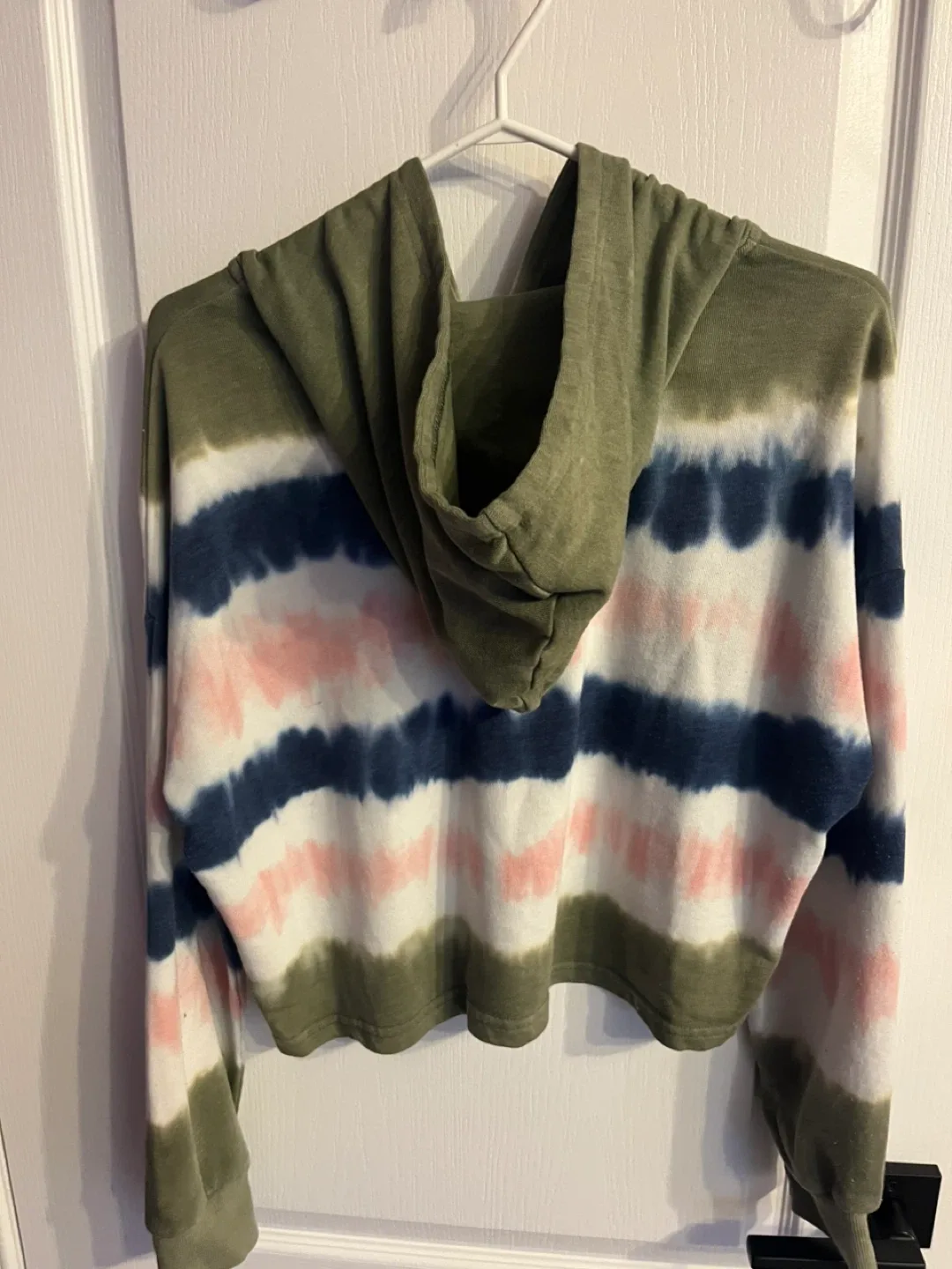 CLEO Tie Dye Quarter Zip - Size M - New image indicator(2)