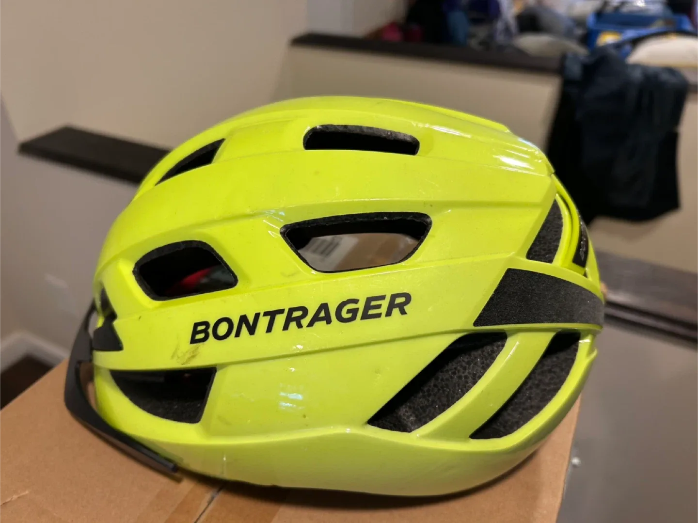 Bontrager & Garneau Cycling Helmets image indicator(2)