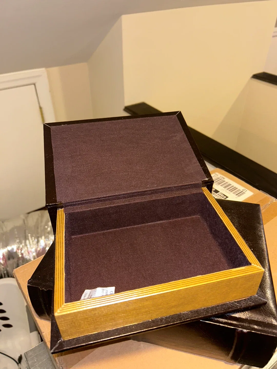 Book Style Decorative Box image indicator(2)