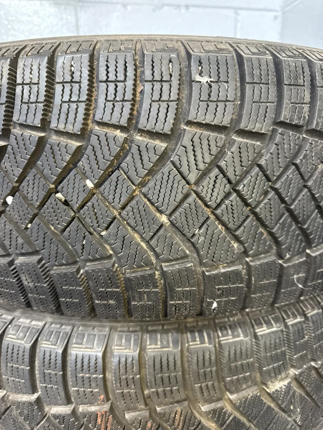 Set of Winter Tires image indicator(3)