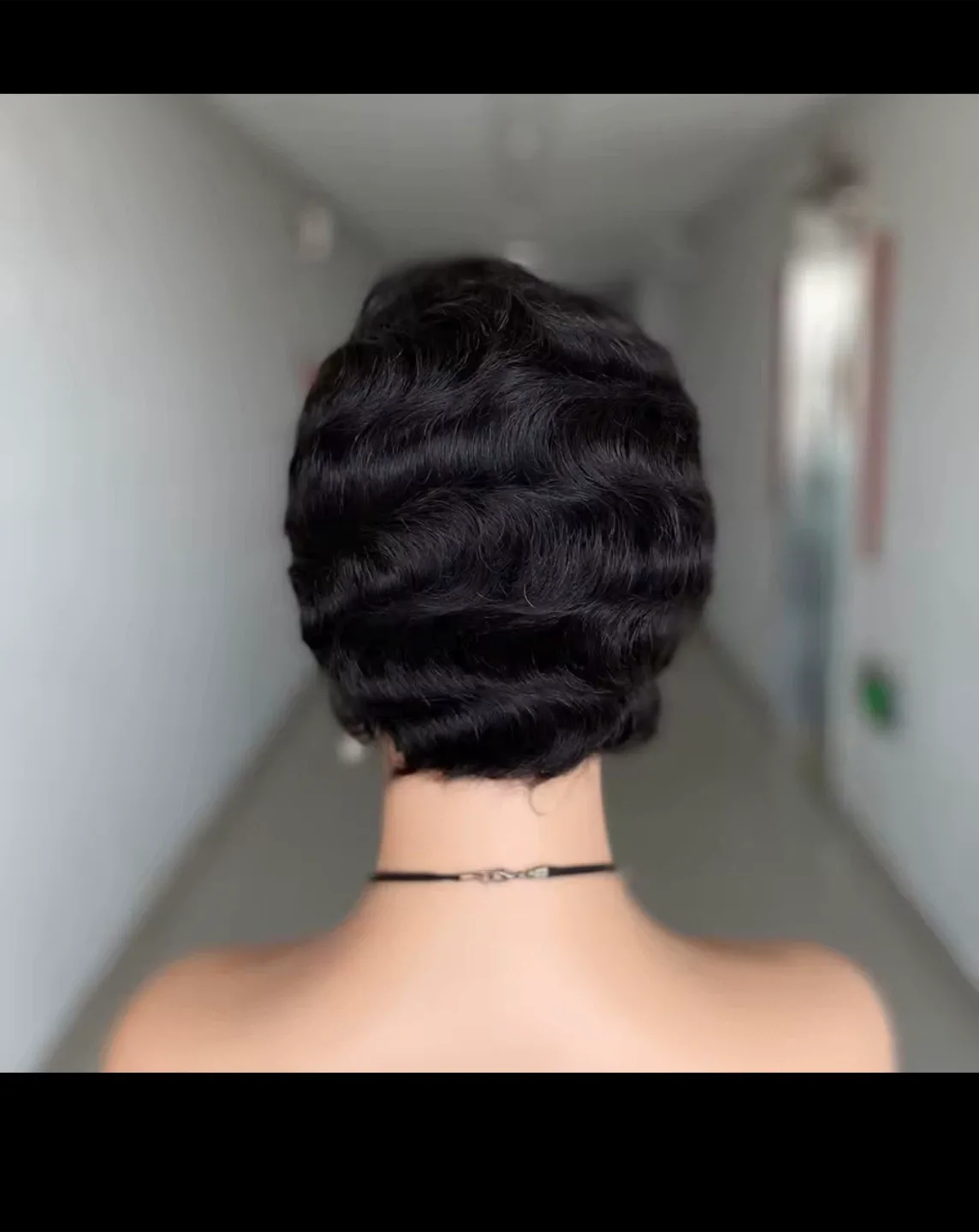 Black Finger Wave Wig image indicator(2)