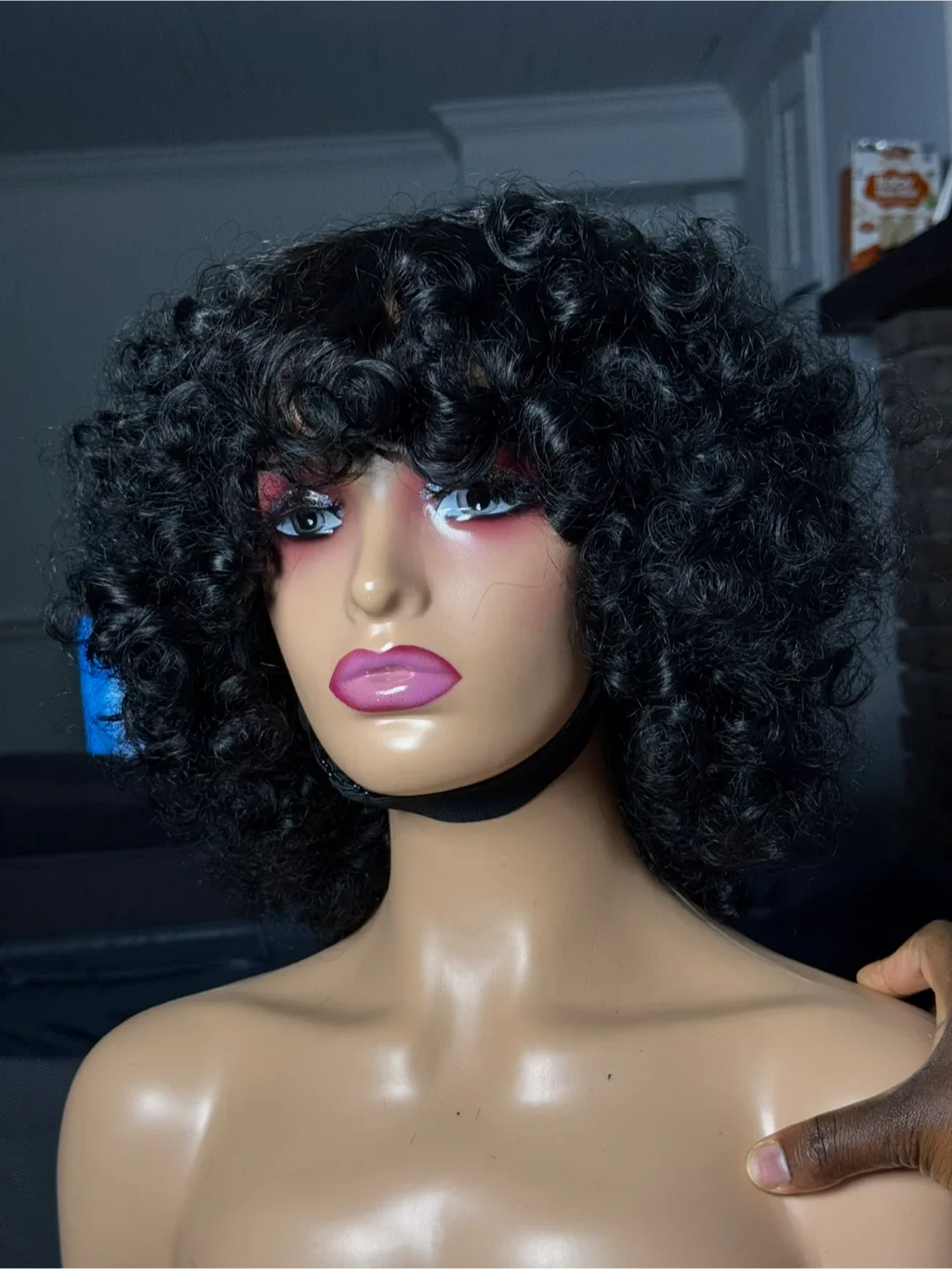 Curly Black bouncy Wig image indicator(4)