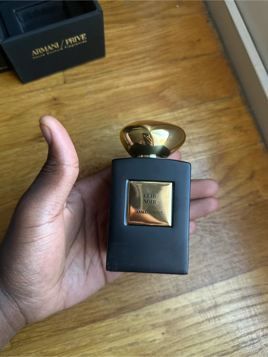 Armani Prive Cuir Noir 3.4 fl oz image indicator(2)