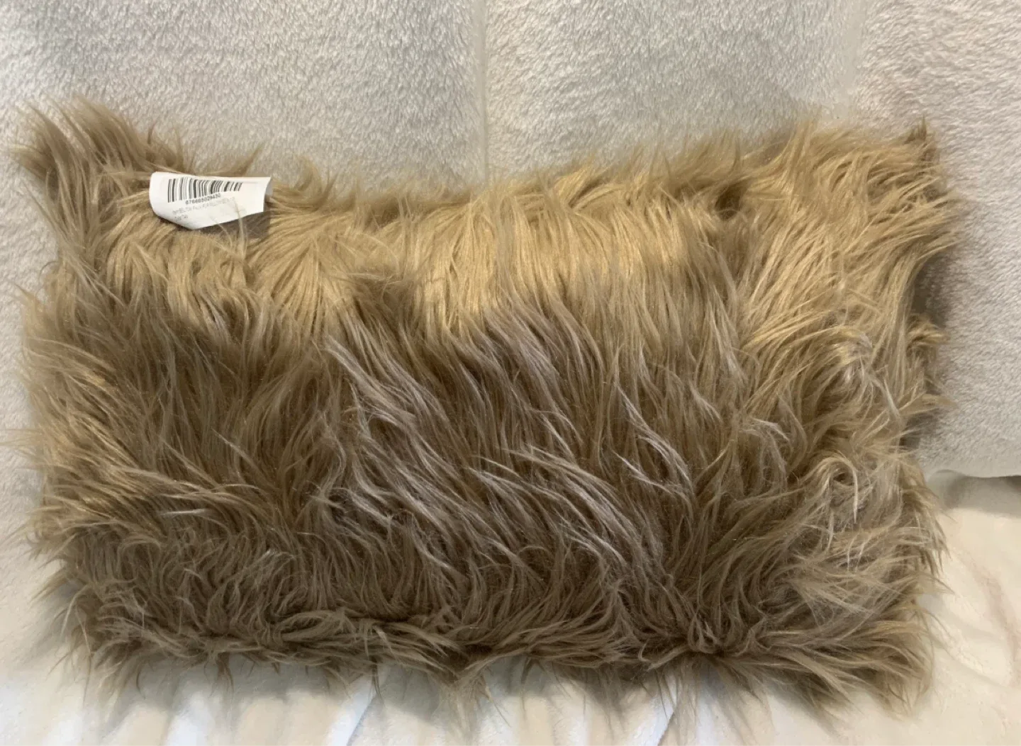 New LUXE Faux Fur Throw pillow image indicator(7)