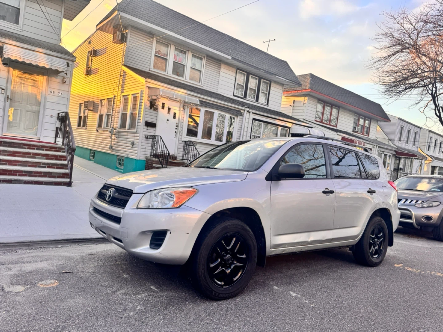Silver 2009 Toyota RAV4 - photo 5