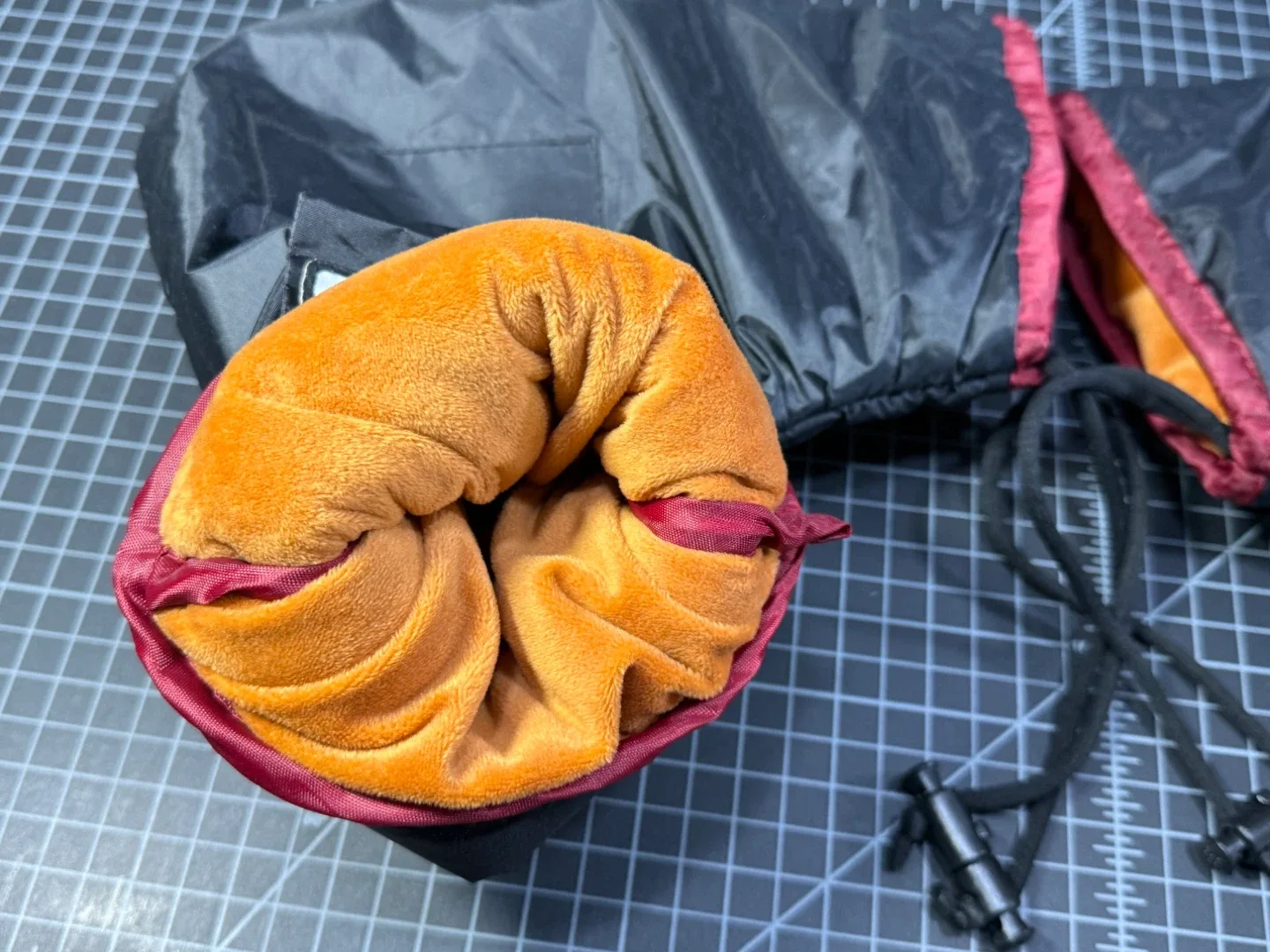 MoGee Muffs/Pogies for Cold Weather Riding image indicator(3)