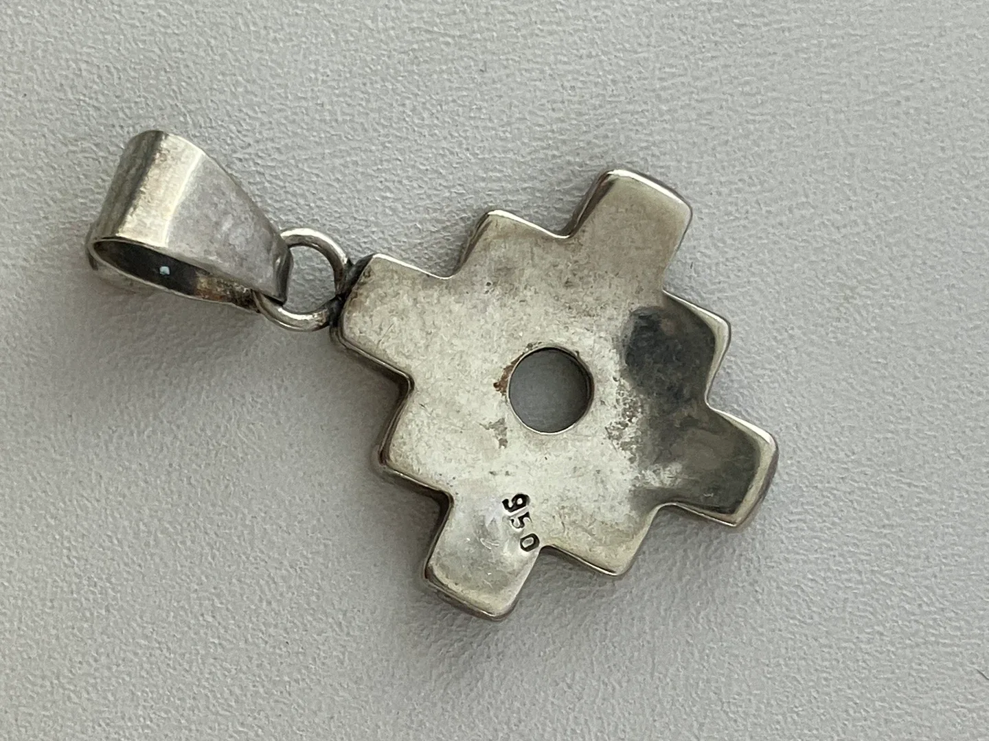 Vintage 950 Sterling Silver Multi-Stone Cross Pendant image indicator(5)