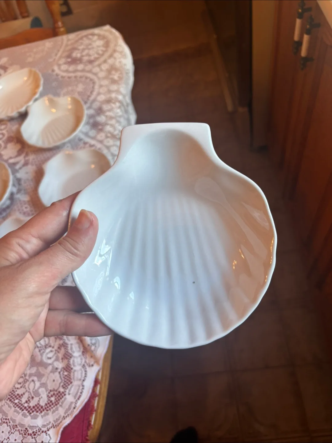 Shell Shaped Serving Dishes - Set of 12 image indicator(2)
