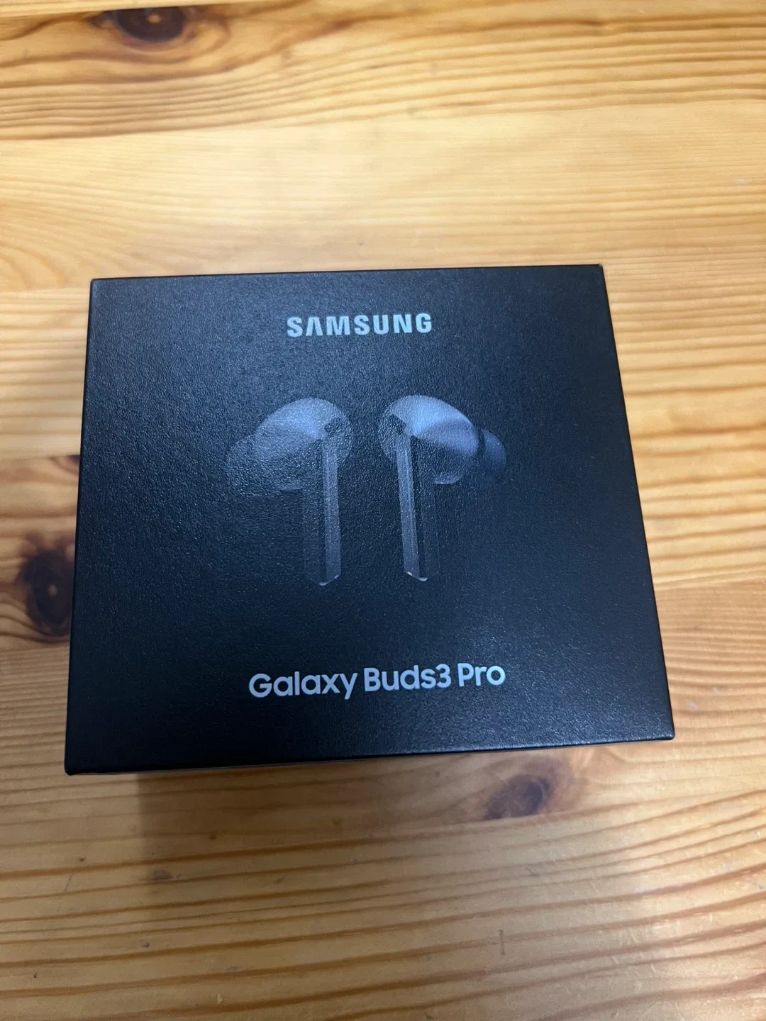 Samsung Galaxy Buds 3 pro (still in box)