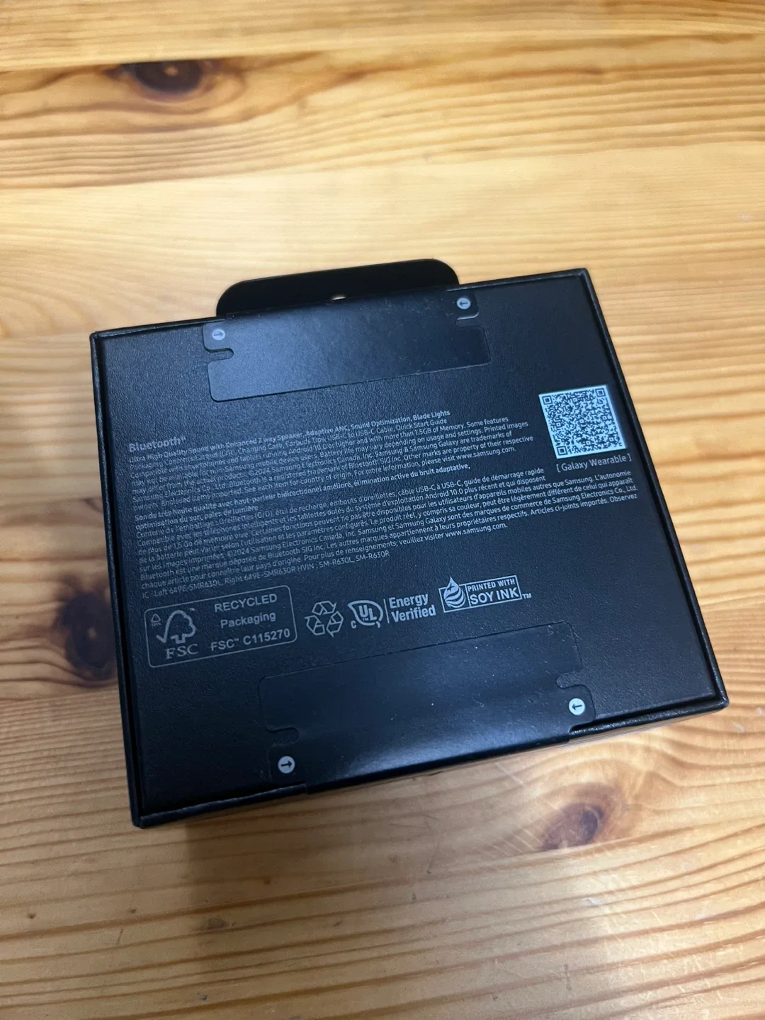 Samsung Galaxy Buds 3 pro (still in box) image indicator(3)