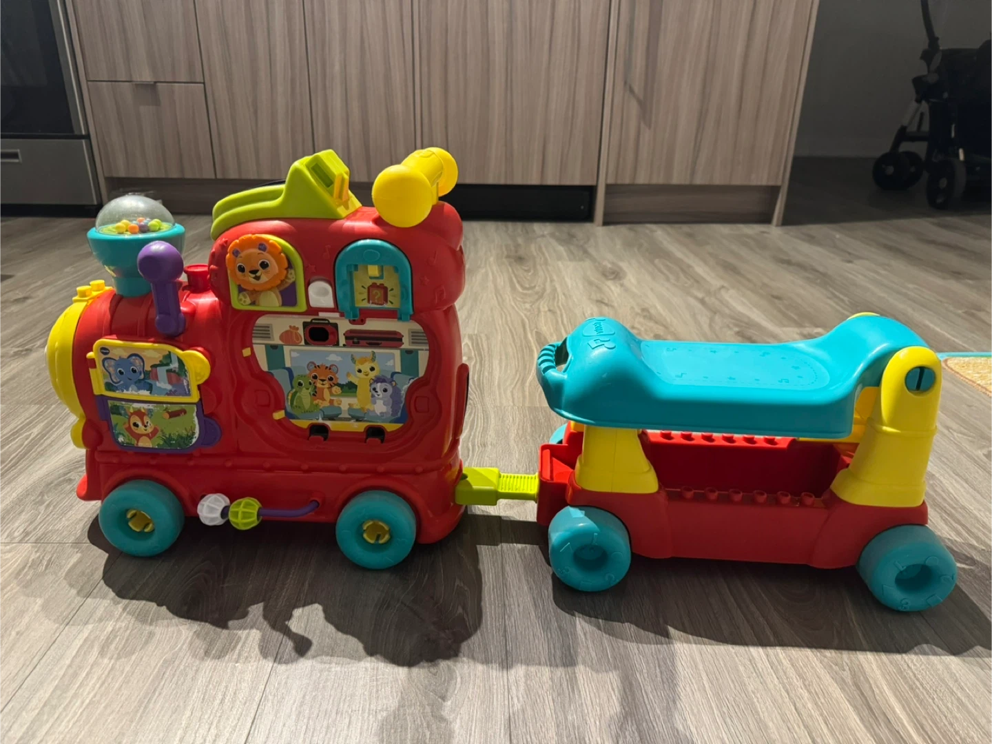 VTech Push and Ride Alphabet Train - photo 2