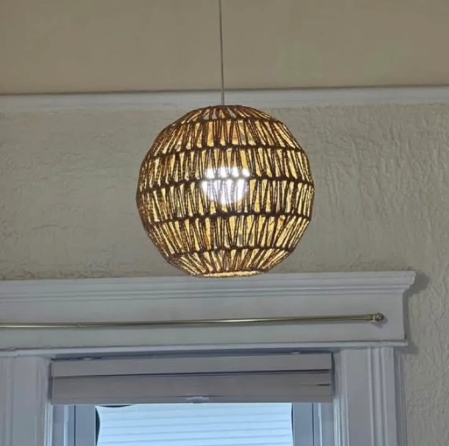 Woven Rattan Pendant Light image indicator(2)